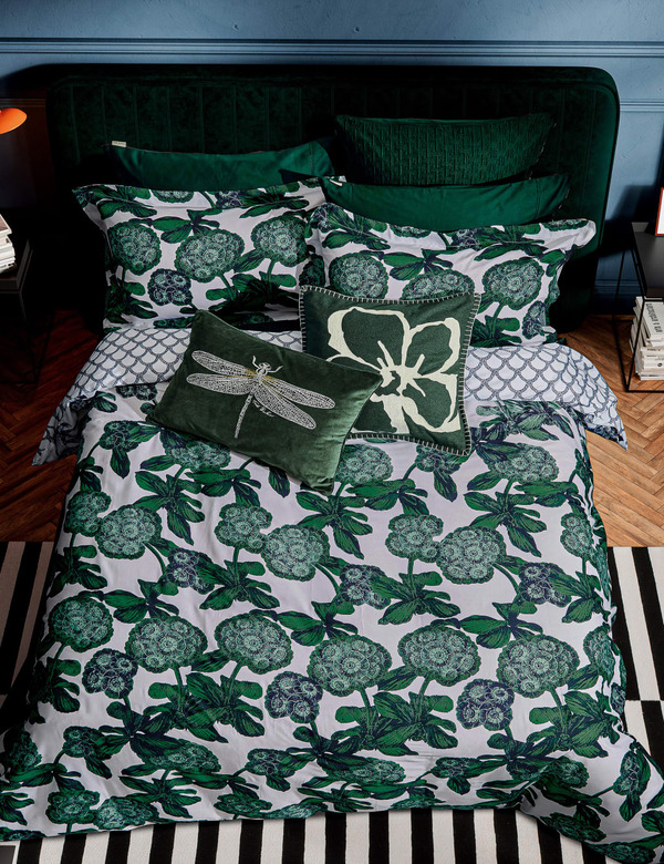  Ted Baker Pure Cotton Ombre Hydrangea Bedding Set Green Mix 