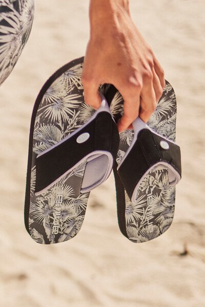  Animal Swish Womens Flip Flops   Purple 