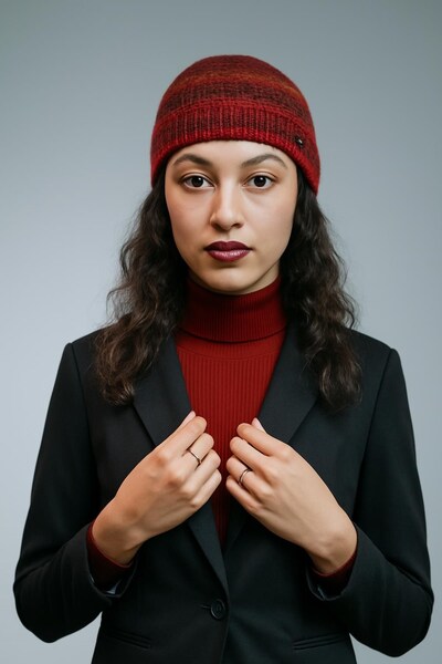  Eisbar Mikata Fully Insulated Beanie 