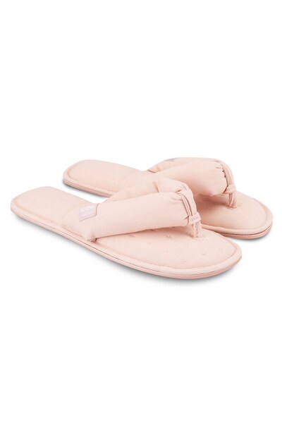  Isotoner Womens Woven Toe Post Slipper 