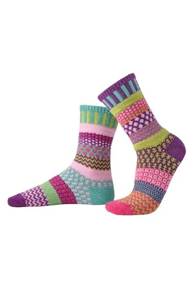  Solmate Unisex Mismatched Striped Pattern Crew Sock 