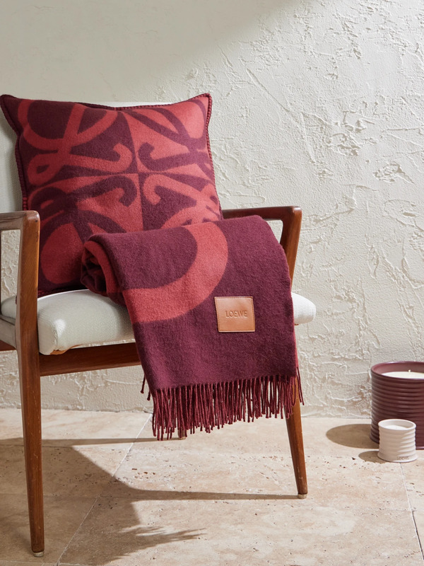  Loewe - Anagram Leather-appliquéd Fringed Logo-jacquard Wool And Cashmere-blend Blanket - Men - Burgundy 