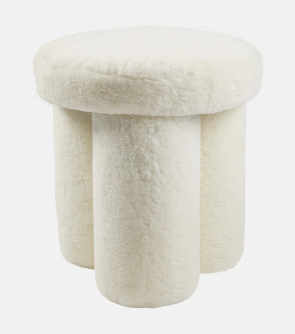  101 Copenhagen 101 Copenhagen Big Foot Sheepskin Stool 