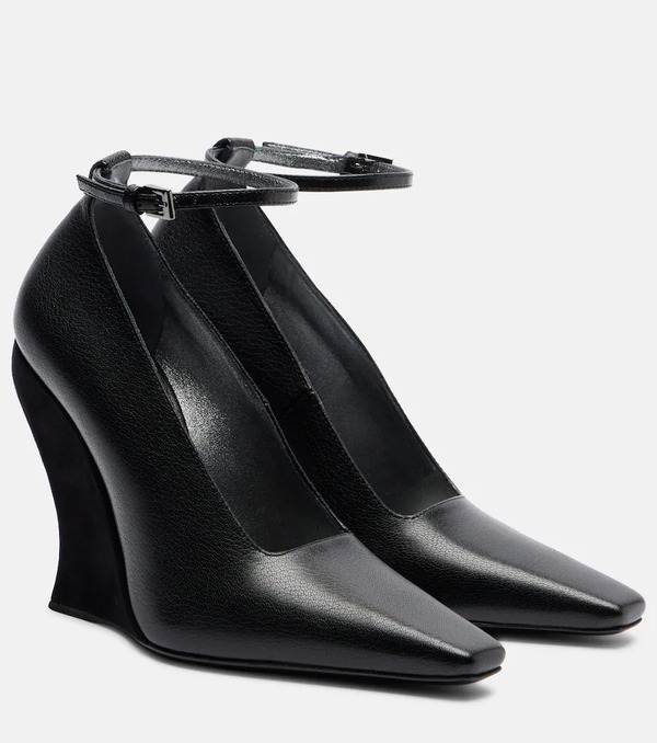  Alaia Alaia 110 Leather Wedges 