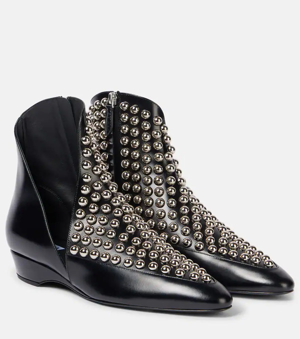  Alaia Alaia Studded Leather Ankle Boots 