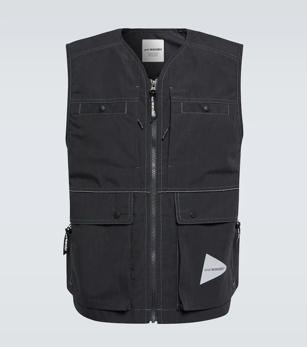 And Wander And Wander Zipped Vest 