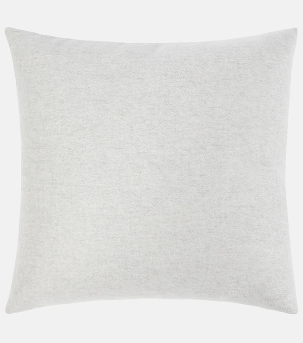  Brunello Cucinelli Brunello Cucinelli Cashmere Pillow 
