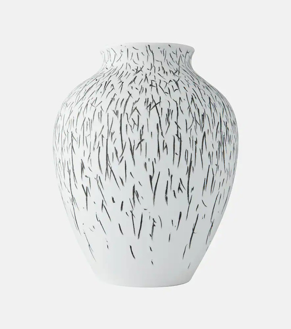  Cassina Cassina Post Scriptum Curved Vase By Formafantasma 