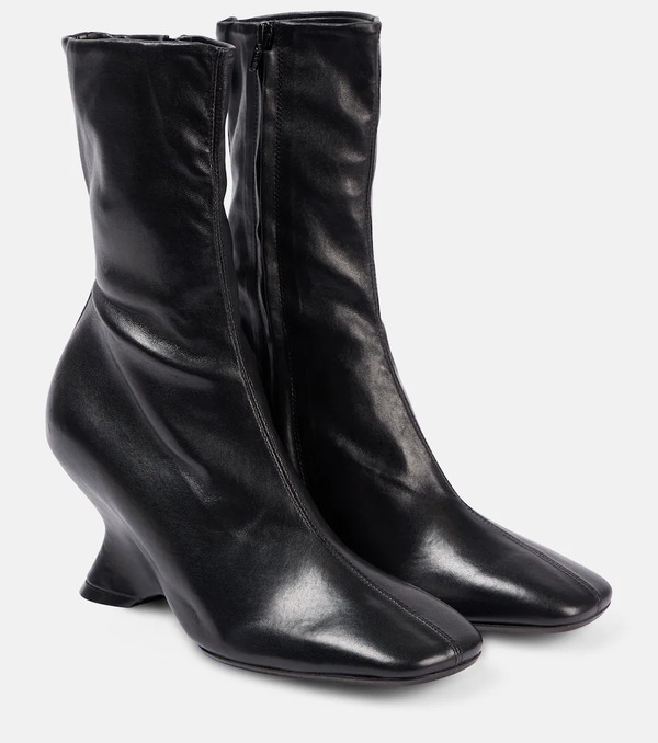  Dries Van Noten Dries Van Noten Leather Ankle Boots 