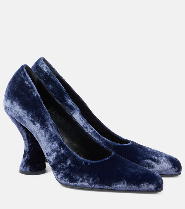  Dries Van Noten Dries Van Noten 95 Velvet Pumps 