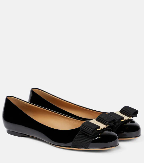  Ferragamo Ferragamo Varina Patent Leather Ballet Flats 