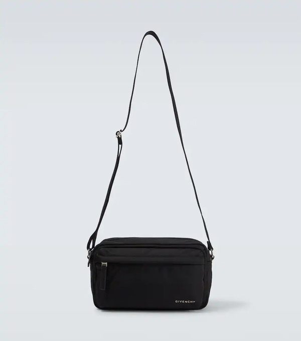  Givenchy Givenchy Essential Crossbody Bag 