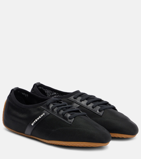  Givenchy Givenchy Slim Leather-trimmed Sneakers 