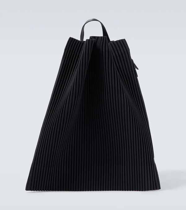  Homme Plisse Issey Miyake Homme Plisse Issey Miyake Drawstring Pleats Shoulder Bag 