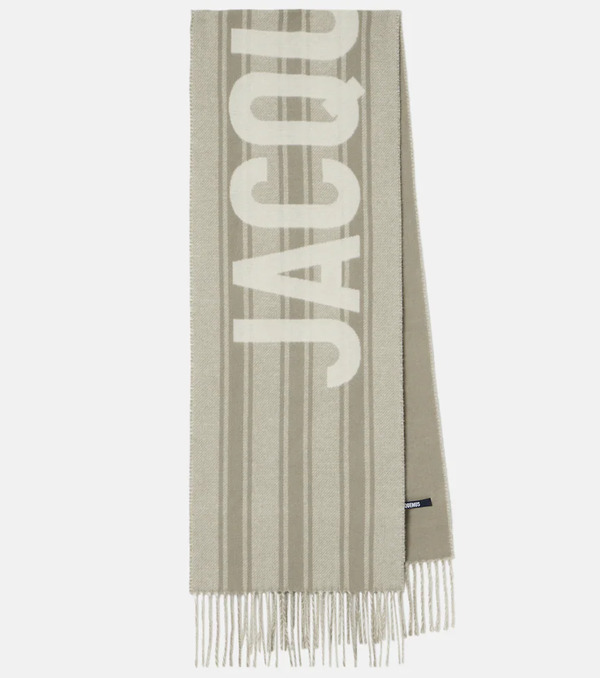  Jacquemus Jacquemus Logo Fringed Virgin Wool Scarf 