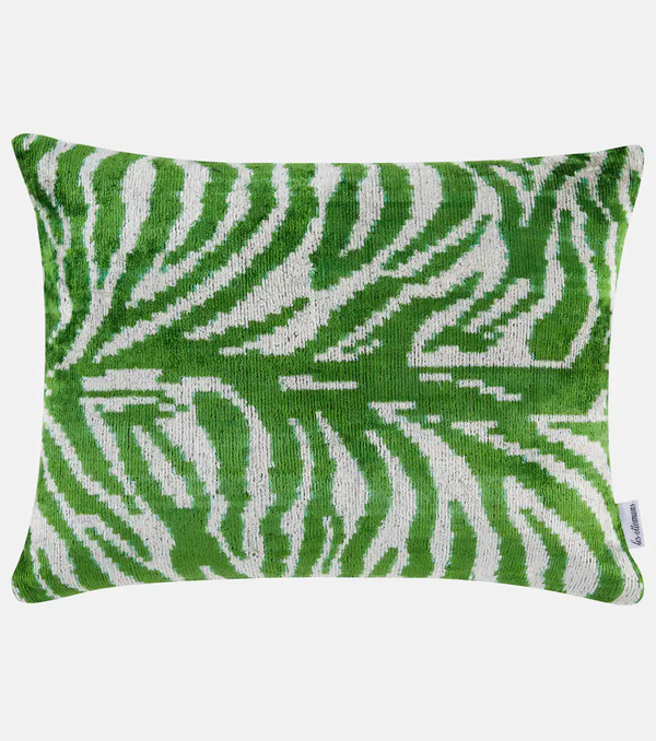  Les-ottomans Les-ottomans Velvet Cushion 