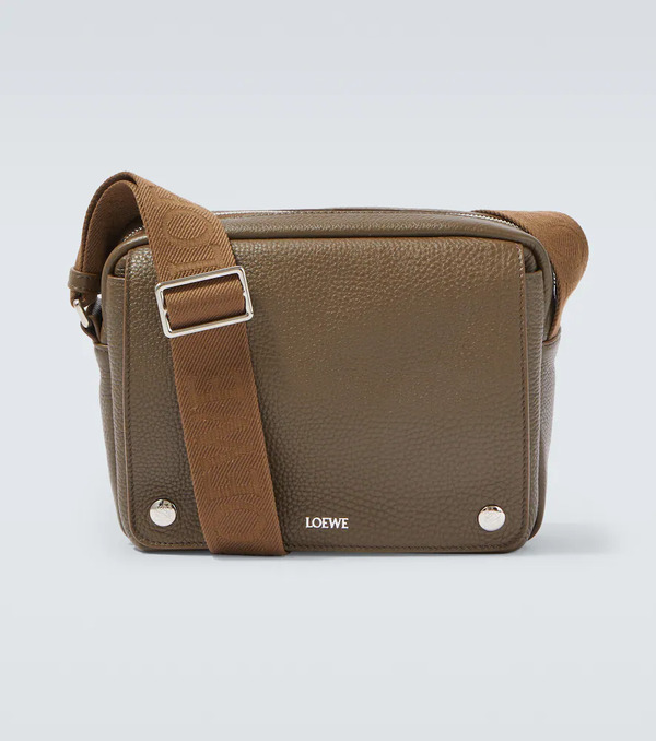 Loewe Loewe Pebble Medium Leather Messenger Bag 