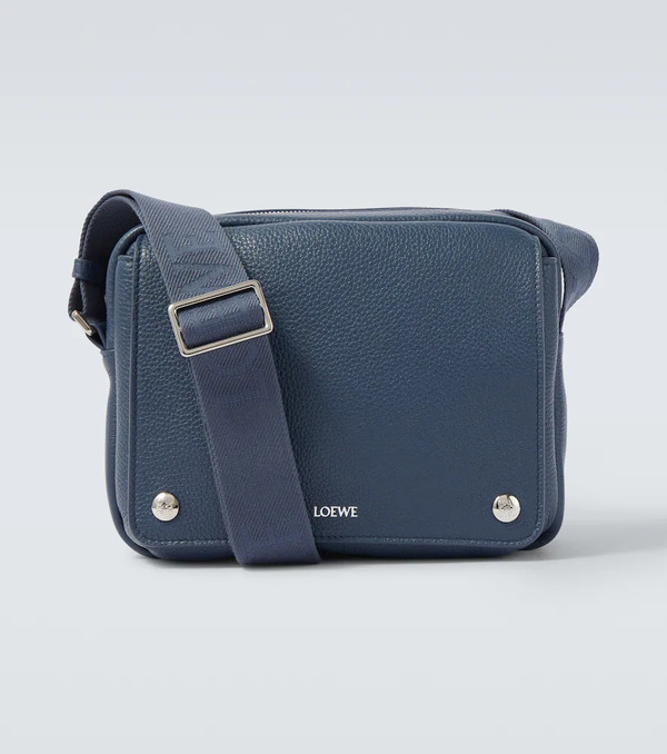  Loewe Loewe Pebble Medium Leather Messenger Bag 
