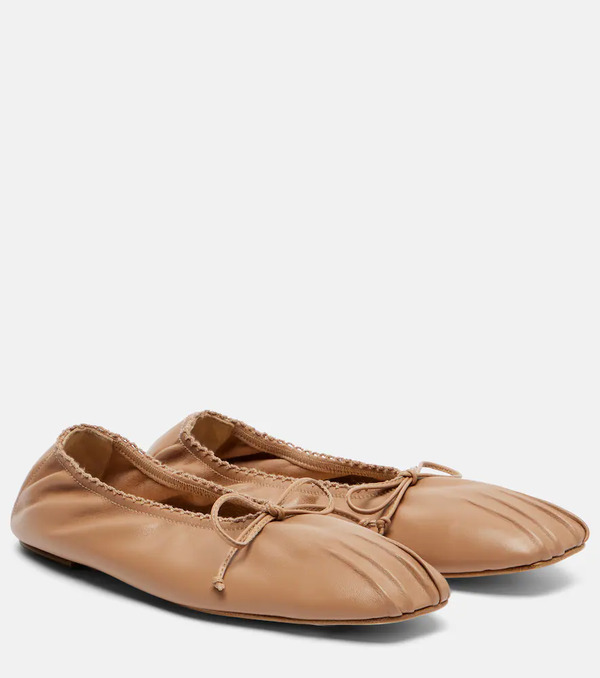  Magda Butrym Magda Butrym Leather Ballet Flats 