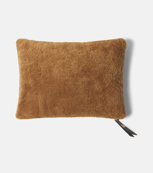  Maison De Vacances Maison De Vacances Shearling Cushion 