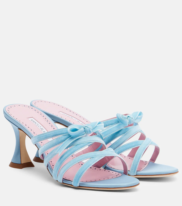  Manolo Blahnik Manolo Blahnik Clementel 70 Velvet Mules 