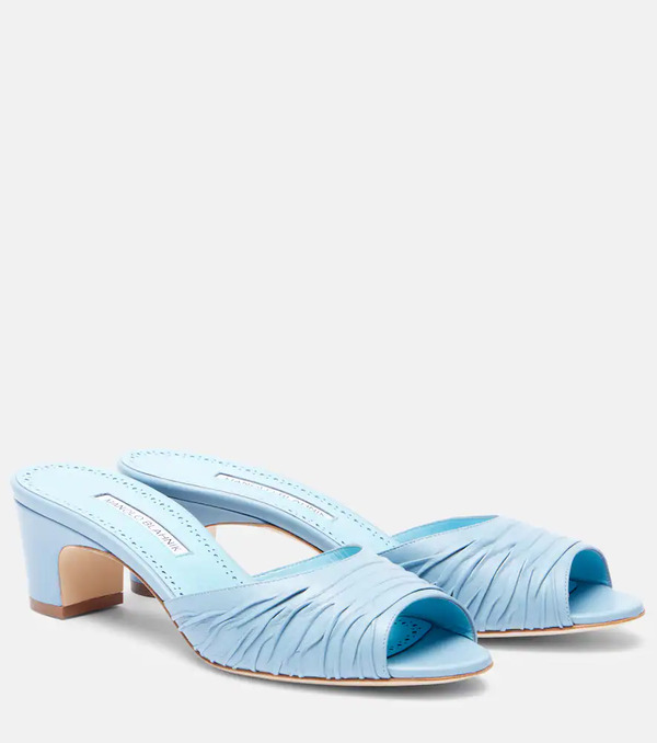  Manolo Blahnik Manolo Blahnik Piruabar Gathered Leather Mules 