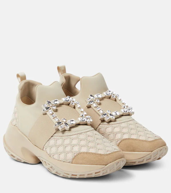  Roger Vivier Roger Vivier Viv Run Embellished Sneakers 