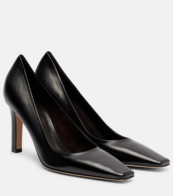  The Row The Row Carla Leather Pumps 