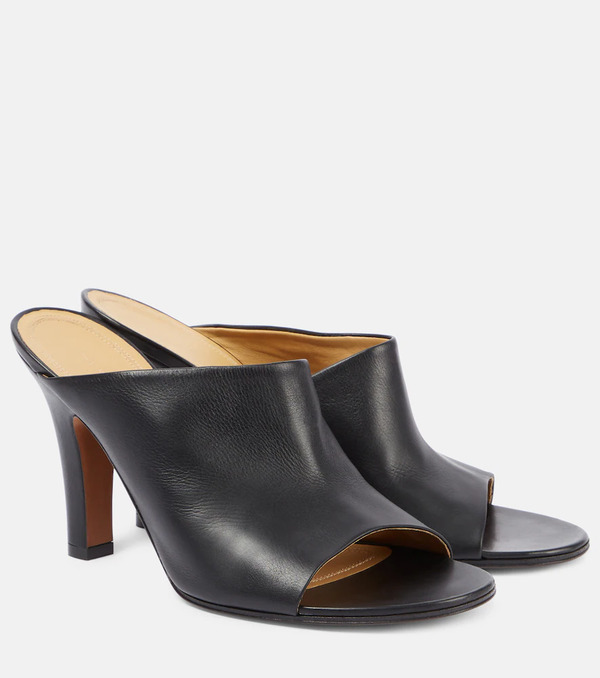  The Row The Row Signum 90 Leather Mules 