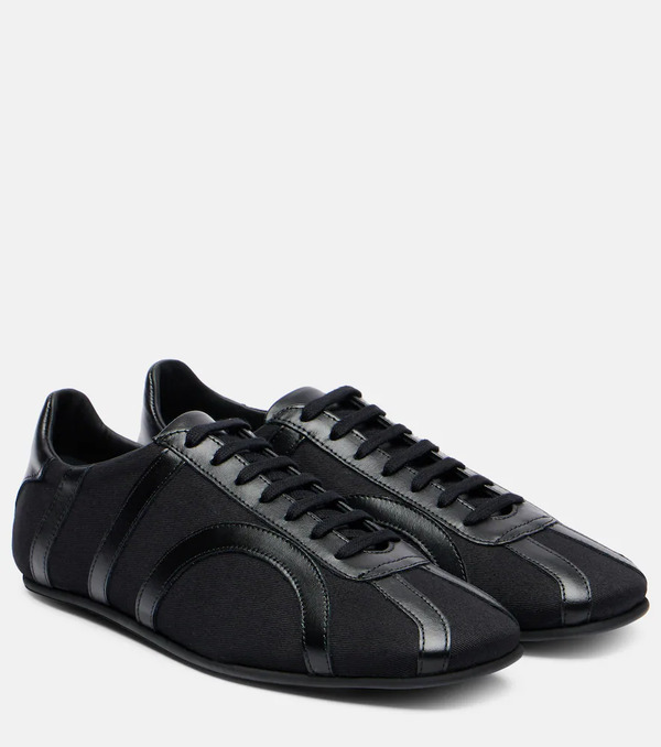  Toteme Toteme Leather-trimmed Sneakers 