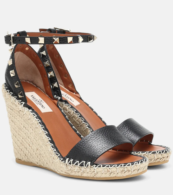  Valentino Garavani Valentino Garavani Rockstud Leather Wedge Espadrilles 