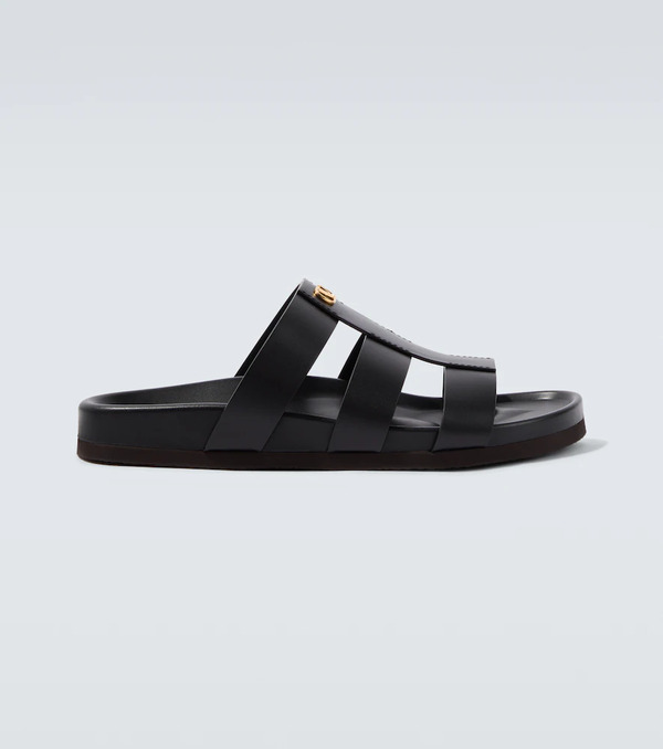  Valentino Garavani Valentino Garavani Studshield Vlogo Leather Sandals 