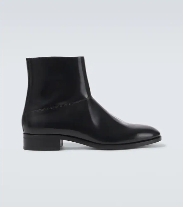  Valentino Garavani Valentino Garavani Vlogo Leather Ankle Boots 