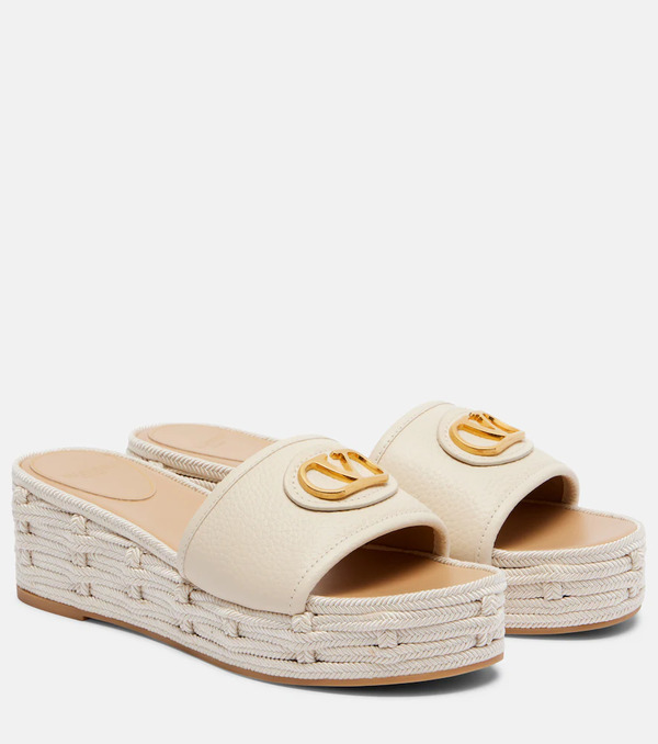  Valentino Garavani Valentino Garavani Vlogo Leather Platform Slides 