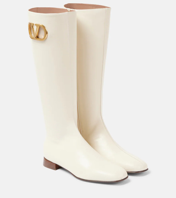  Valentino Garavani Valentino Garavani Vlogo Signature Leather Boots 
