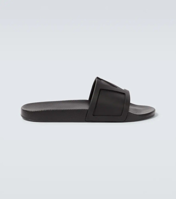 Valentino Garavani Valentino Garavani Vlogo Slides 