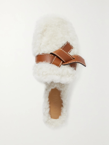  Loewe   Gate Knotted Leather Trimmed Shearling Slippers   Ivory 