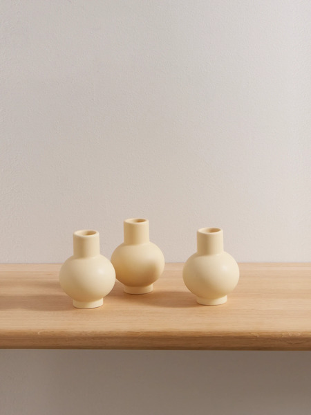  Raawii   Strøm Mini Set Of Three Earthenware Vase   Beige 