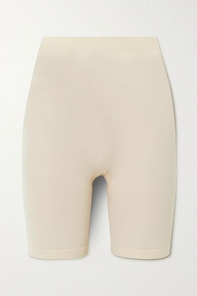  Skims   Seamless Sculpt Mid Thigh Short   Sand 