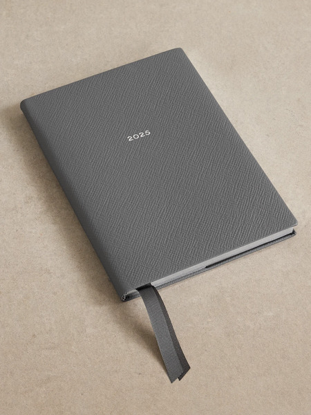  Smythson   Soho Panama 2025 Textured Leather Weekly Diary   Gray 