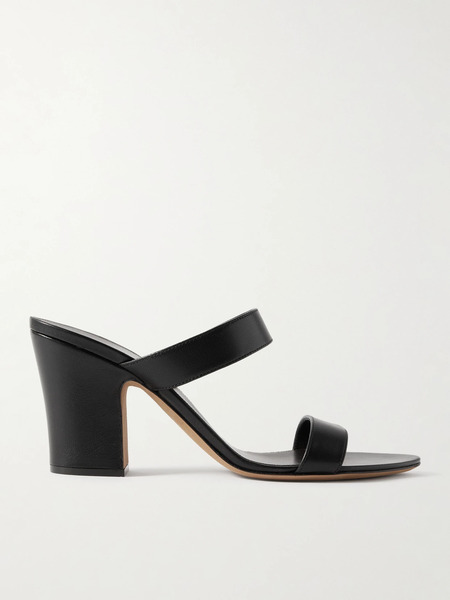  The Row   Awar Leather Sandals   Black 