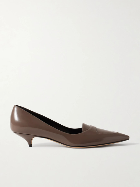  The Row   Viv Glossed Leather Pumps   Taupe 