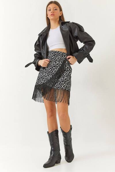  Bianco Lucci Textured Patterned Mini Skirt With Tassel And Tie Closure, Black 
