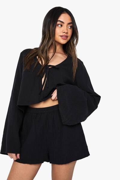  Boohoo Cheesecloth Elasticated Waist Shorts, Black 