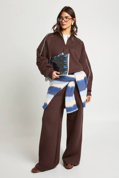  Boohoo Half Zip Sweatshirt Piping Detail Tracksuit, Chocolate 
