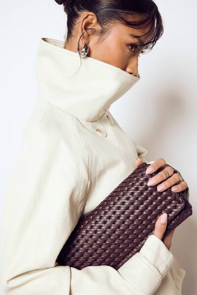 Boohoo Hand Woven Fold Over Clutch Bag, Chocolate 