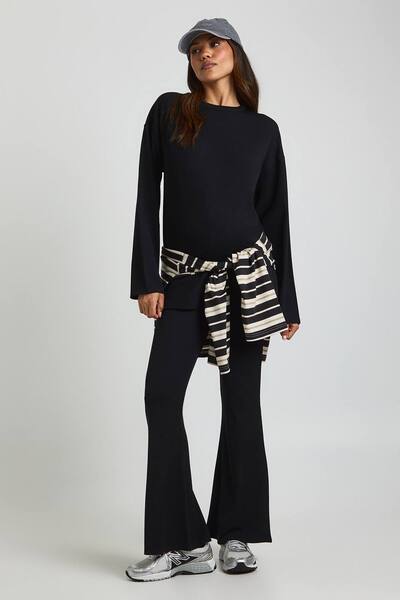  Boohoo Maternity Split Side Oversized Long Sleeve Top And Flared Trouser, Black 
