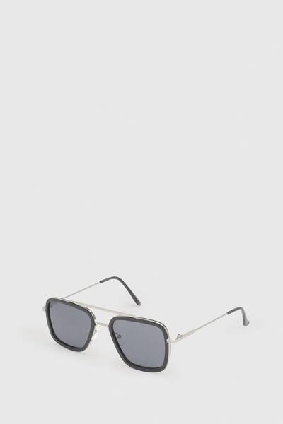  Boohoo Metal Framed Aviator Sunglasses, Black 