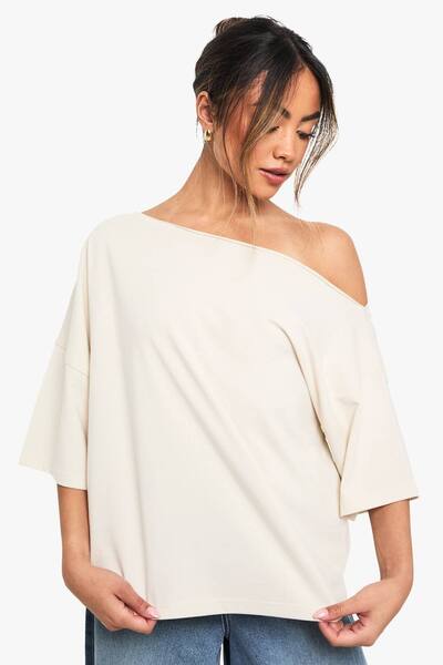  Boohoo Off The Shoulder Oversized T-shirt, Stone 