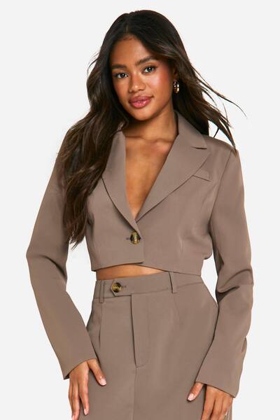  Boohoo Oversized Cropped Boxy Tailored Blazer, Mocha 